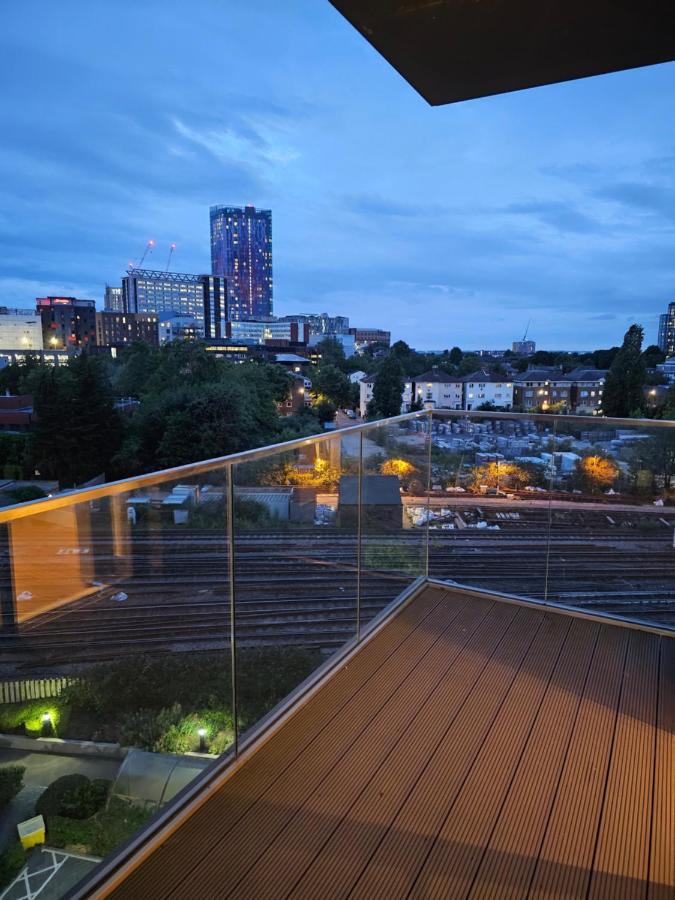Santina Apartments Кройдон Екстер'єр фото