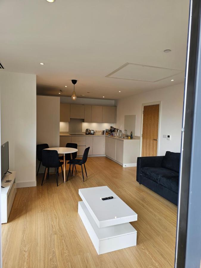 Santina Apartments Кройдон Екстер'єр фото