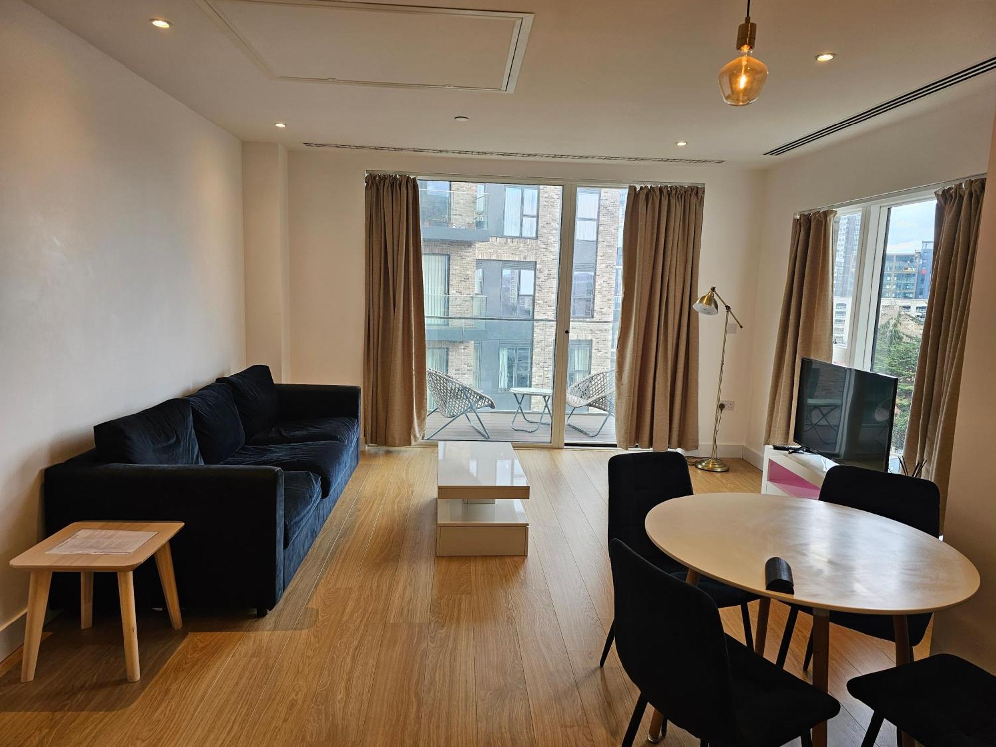 Santina Apartments Кройдон Екстер'єр фото